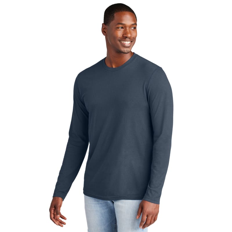District Very Important Tee Long Sleeve. 32