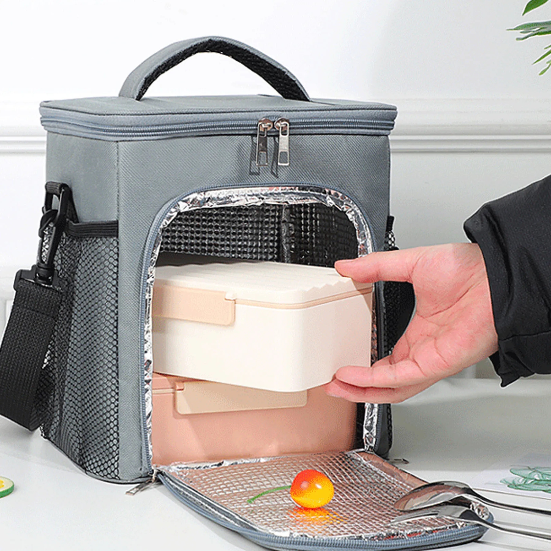 Crossbody Square Insulated Bag 2