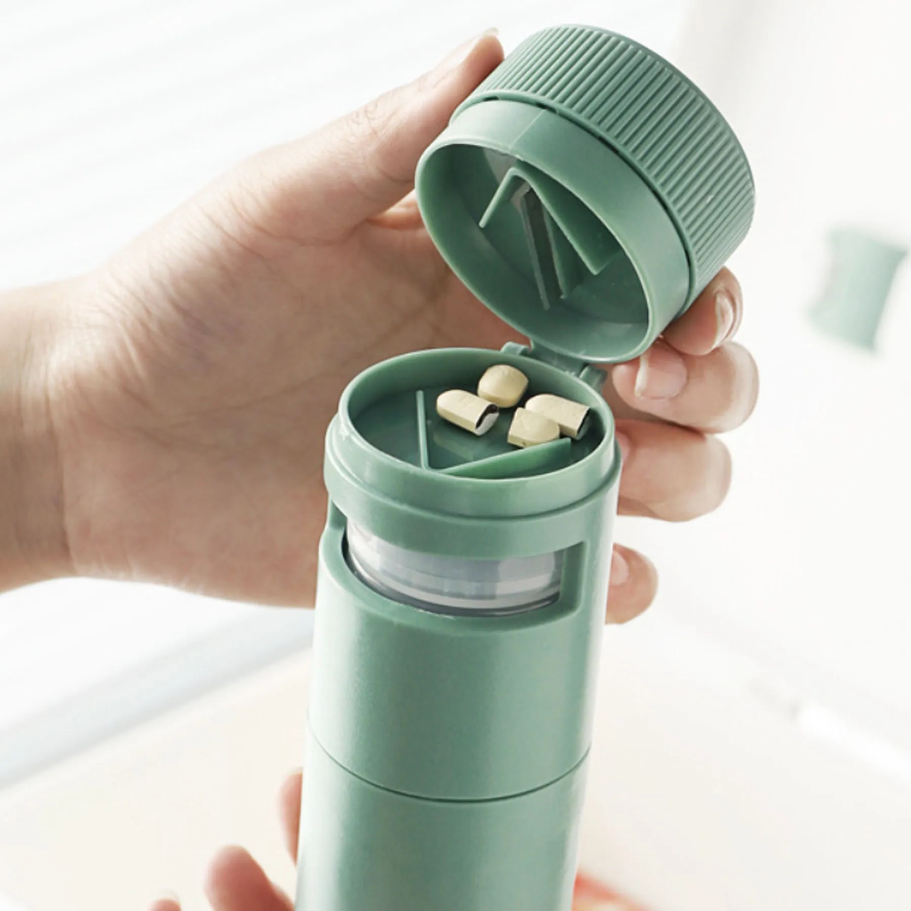 Multifunctional Mini Portable Plastic Pill Box 4