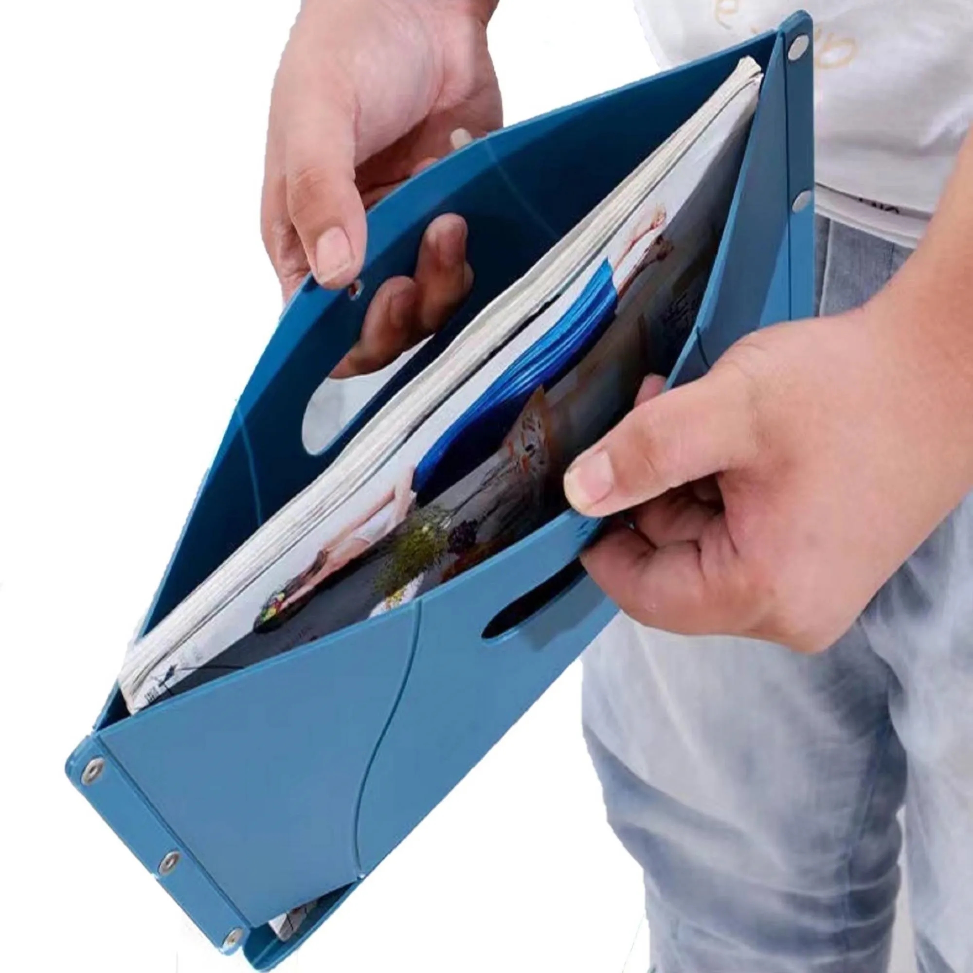 Ultra-thin Handle Folding Stool 2