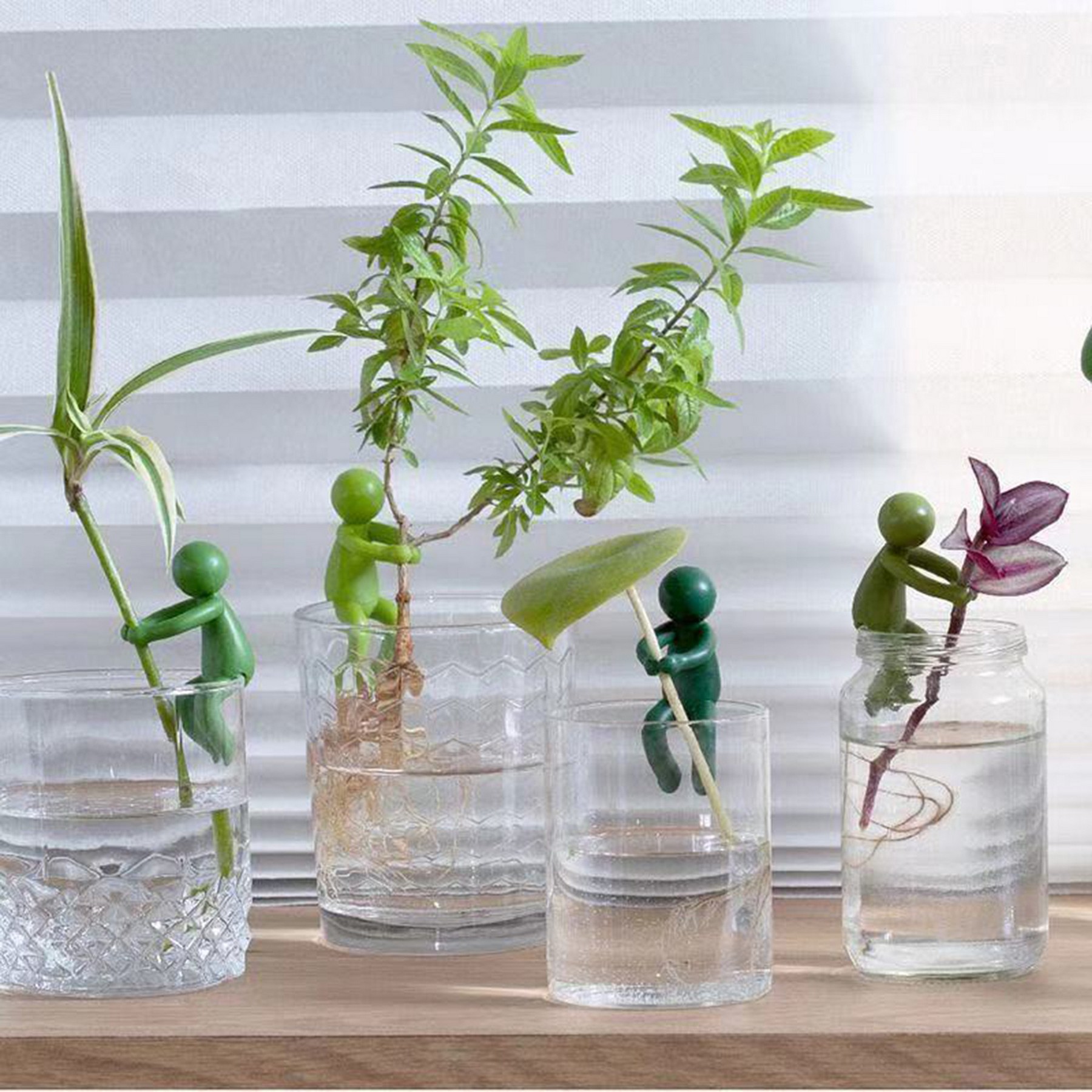 Plant Support Breeding Holder 2