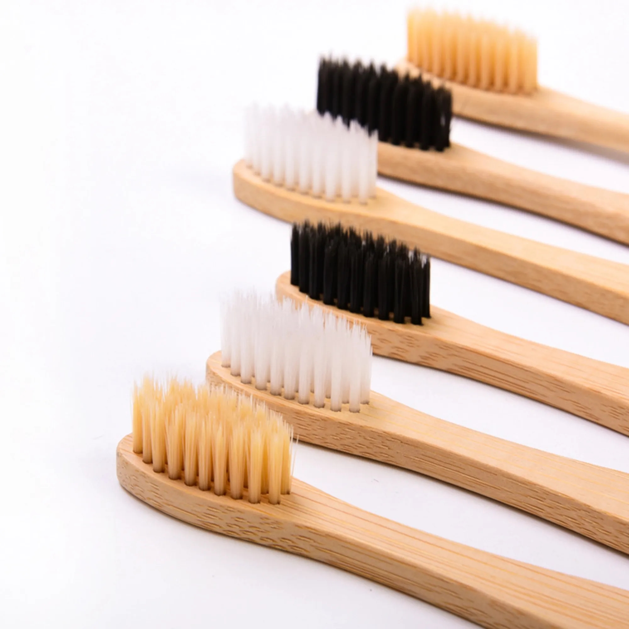 Biodegradable Ecofriendly Bamboo Toothbrush With Case MOQ20 3