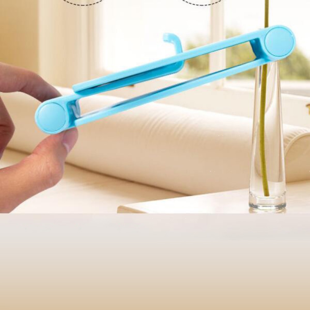 Whacky Bracket Phone Stand 6