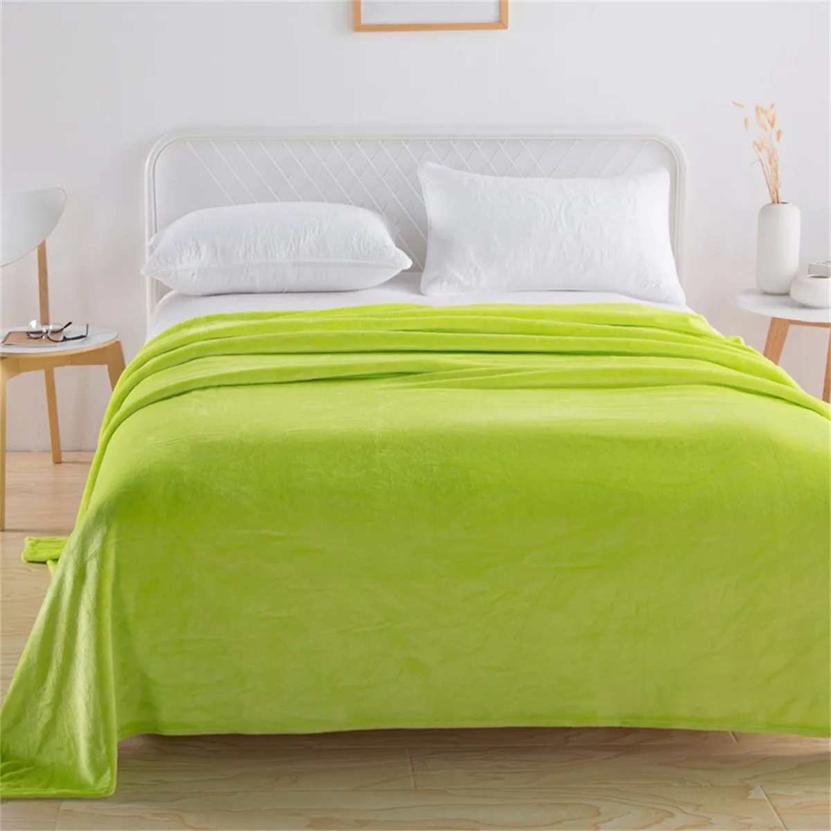 Soft Lightweight Microfiber Flannel Blankets 5