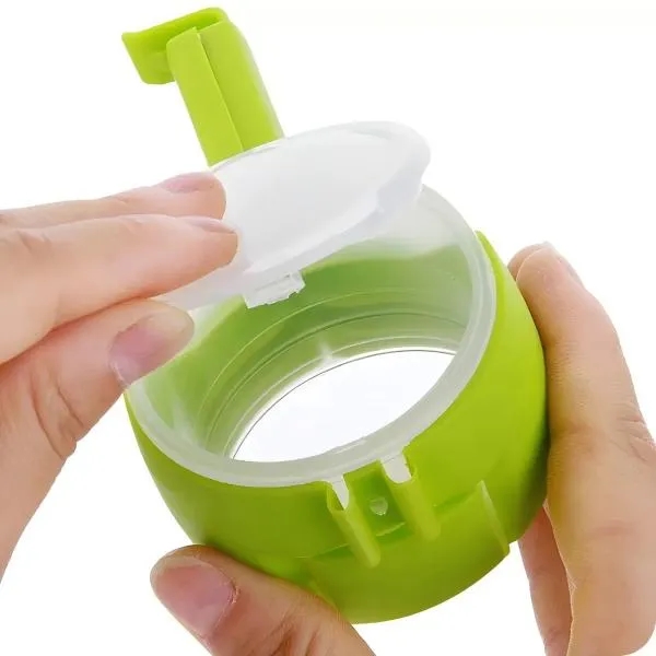 Multifunctional food sealing clip with lid 5