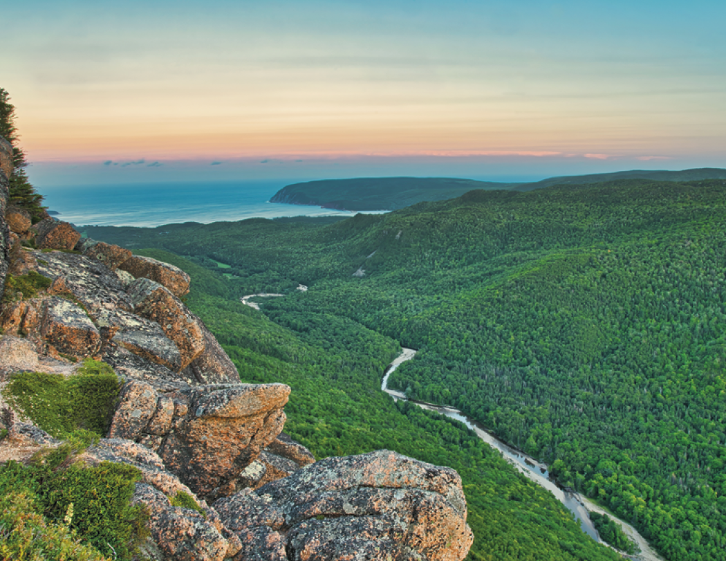 Good Value™ Scenic Canada - Window Calendar 23