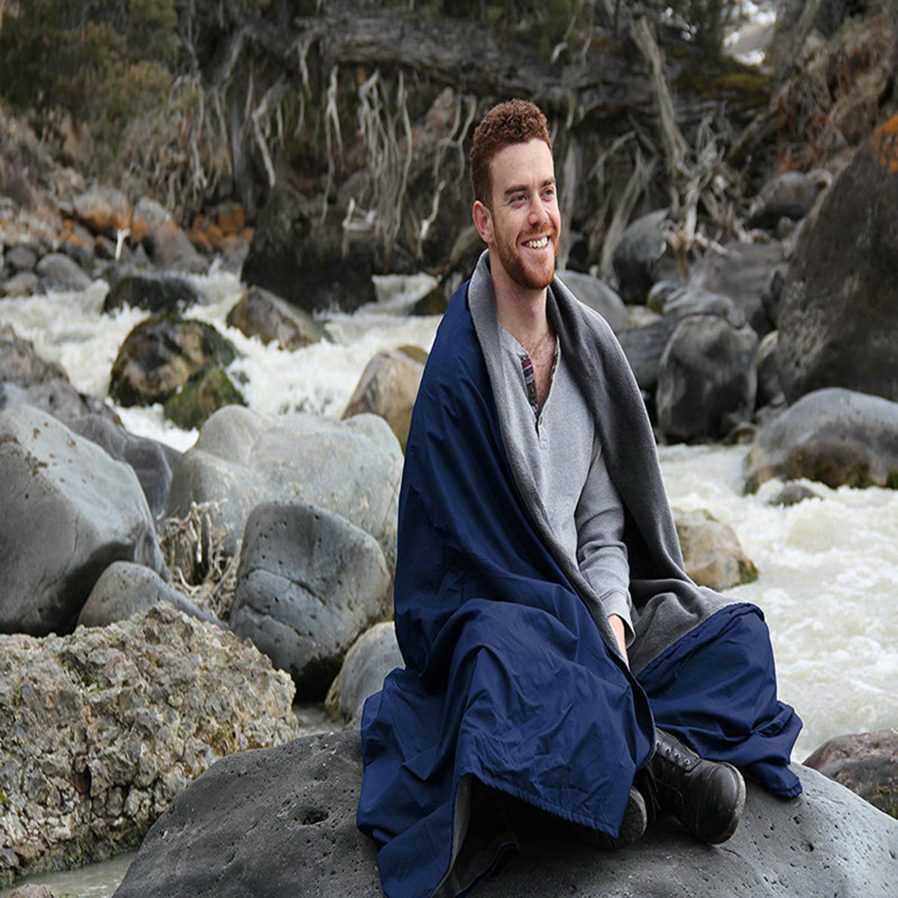 Foldable Outdoor Picnic Blanket 3