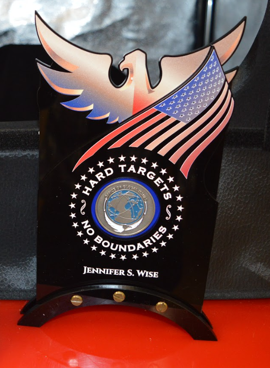 Acrylic Coin Display With Eagle Flag Design 2