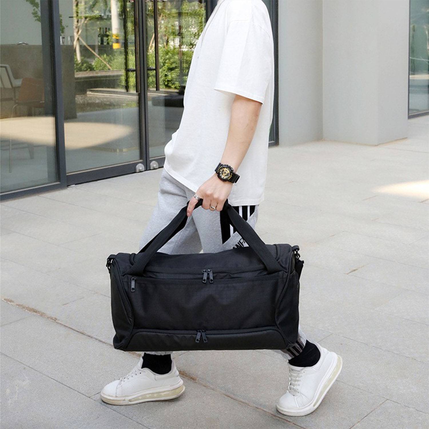 Large Capacity Sports Training Duffel Bag 5