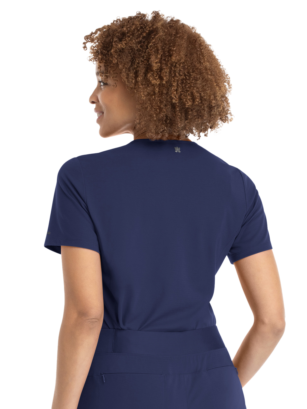 Maevn - Focus - Women's Three-Pocket V-Neck Tuck In Top 10