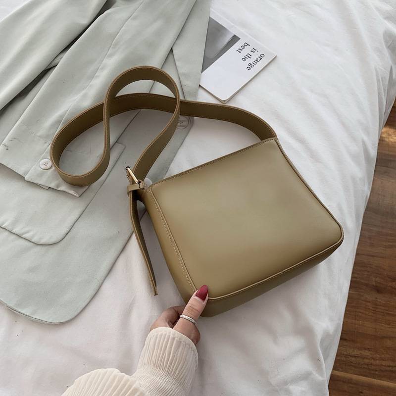 PU Leather Large Capacity Crossbody Bag 2