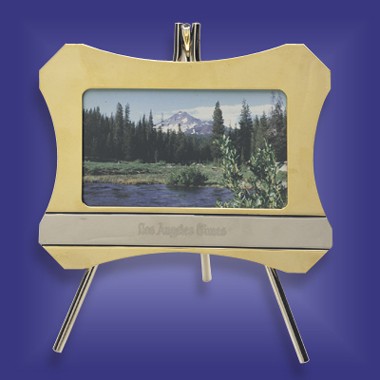 BRASS EASEL PHOTO FRAME 2