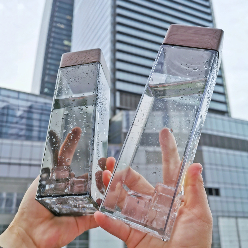 Square Shape Water Bottles With Wood Grain Lid 4