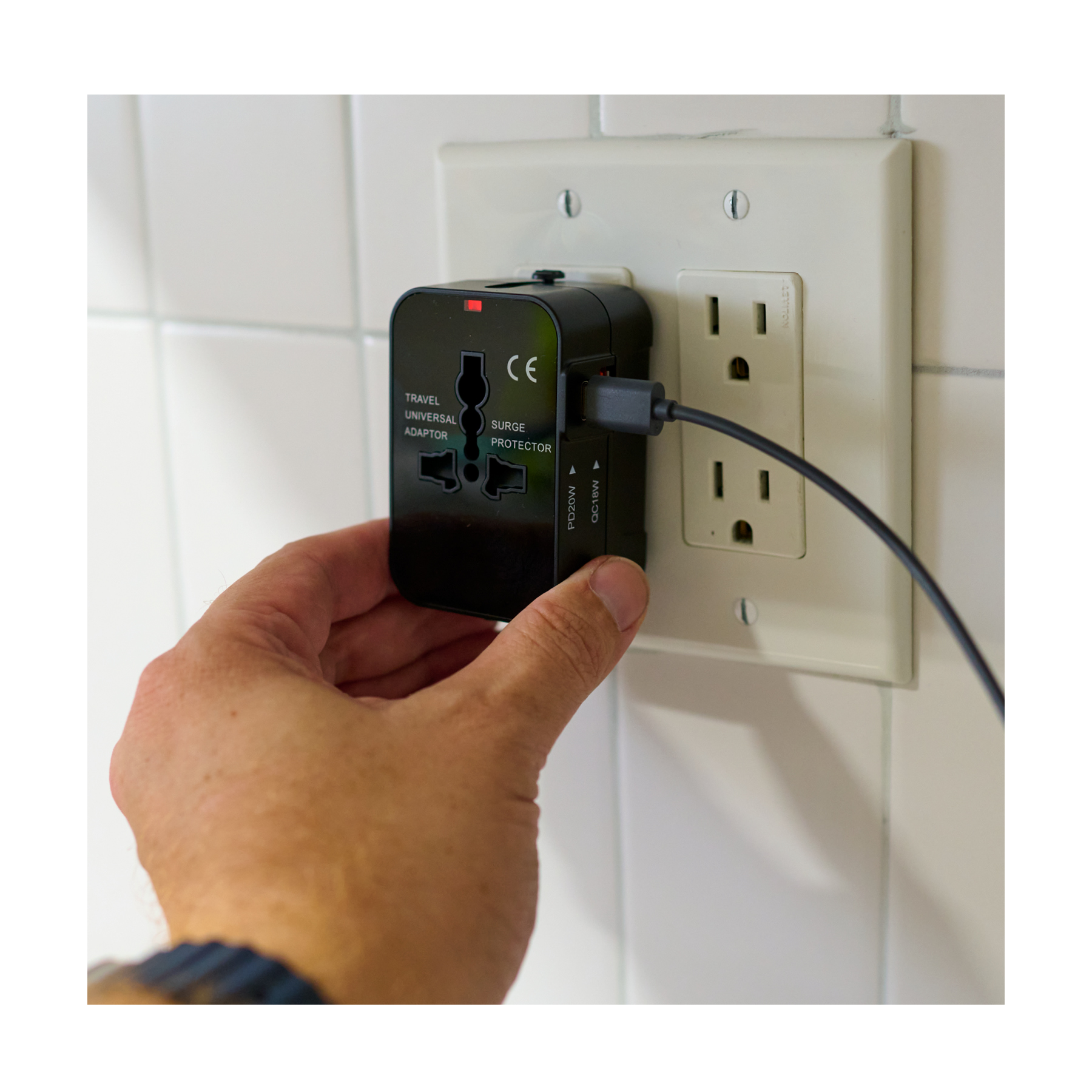 Bellingham Universal Travel Adapter 14