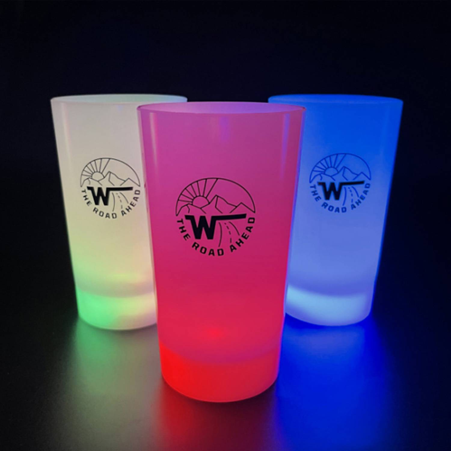 LED Glow Light Up Neon Look 15 oz Pint Glass 4