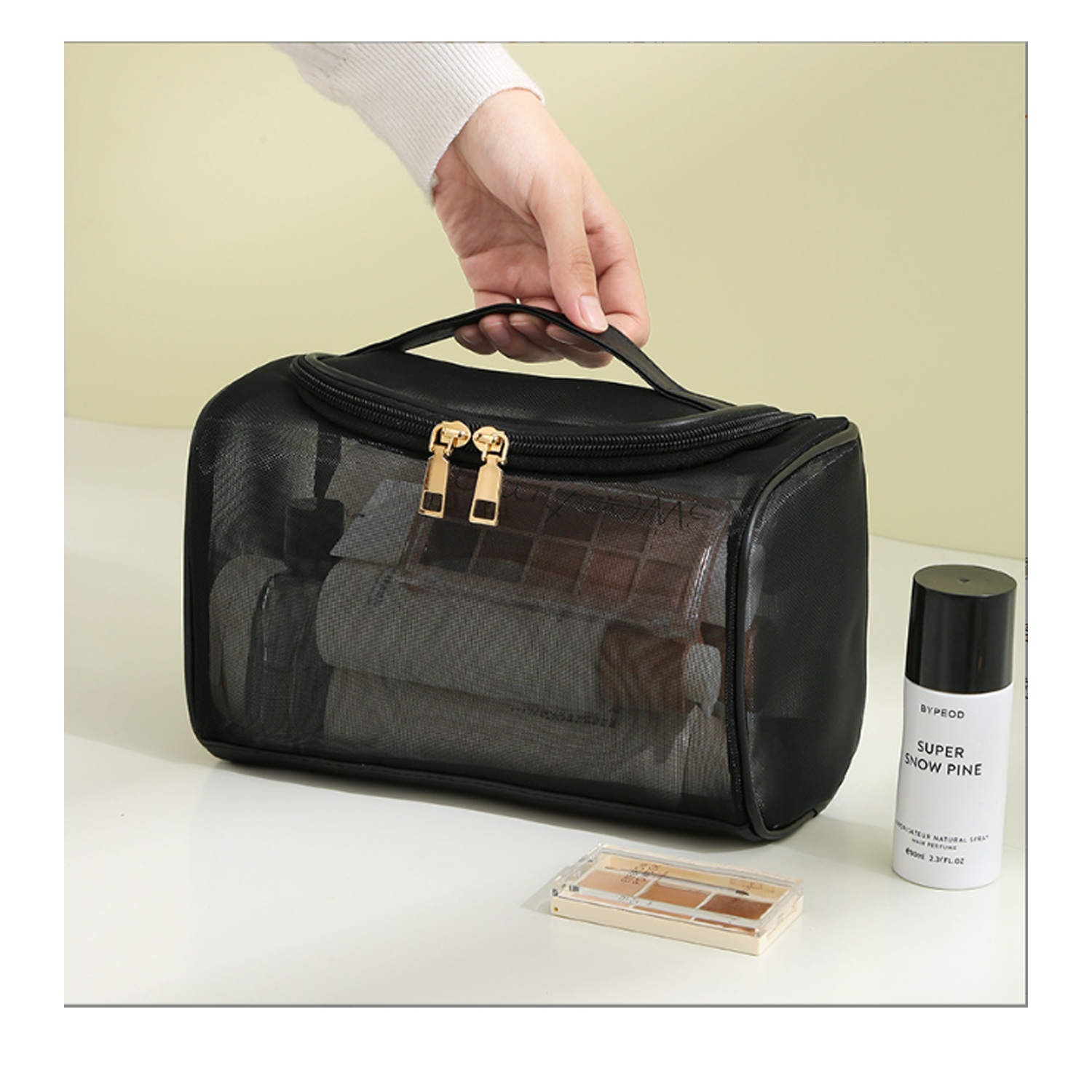 Large Capacity And Black Waterproof Mesh Makeup Bag 5