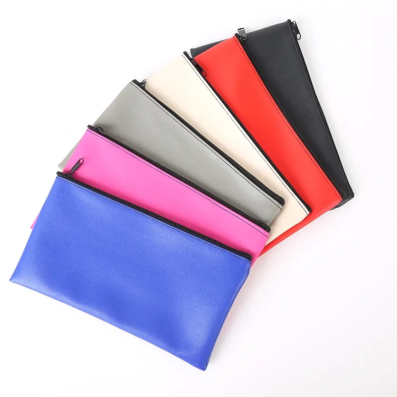 Logo Horizontal Bank Bag 1