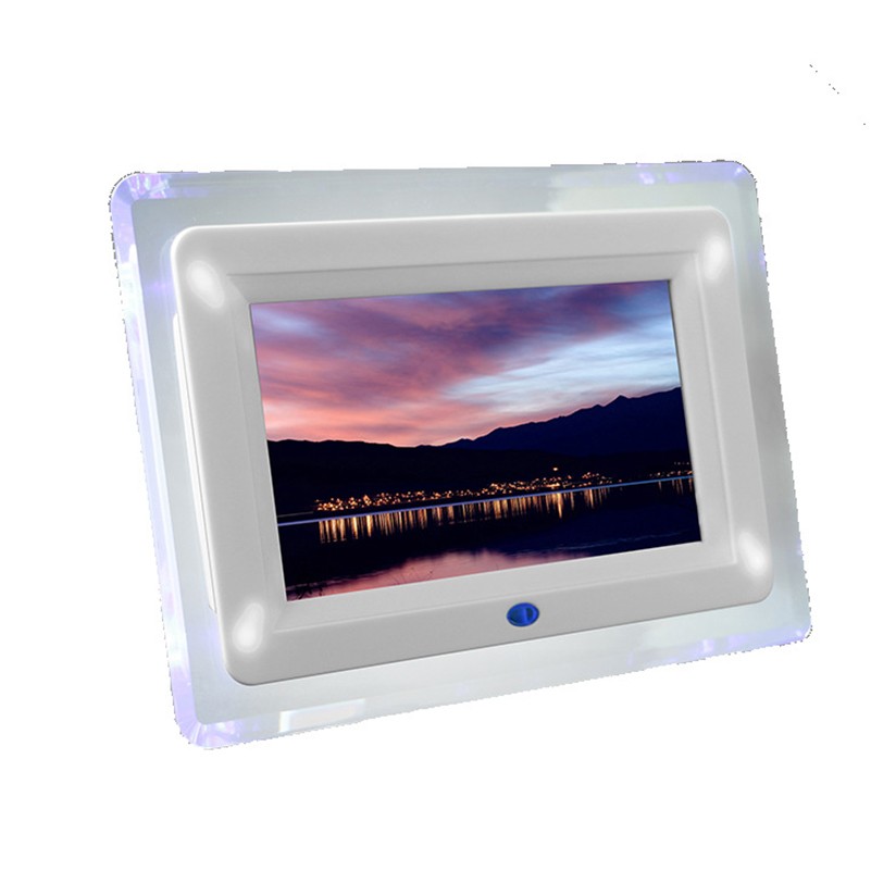 7" Digital Photo Frame 1