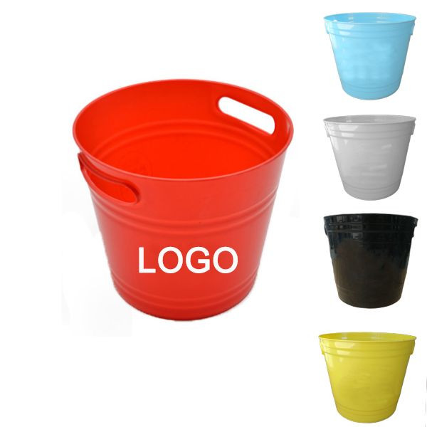200 oz Party Plastic Ice Bucket W/ Handles 2