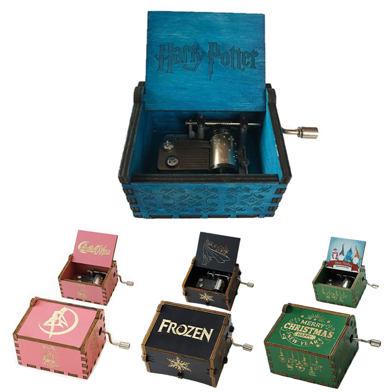 Wooden Hand-cranked Music Box 2