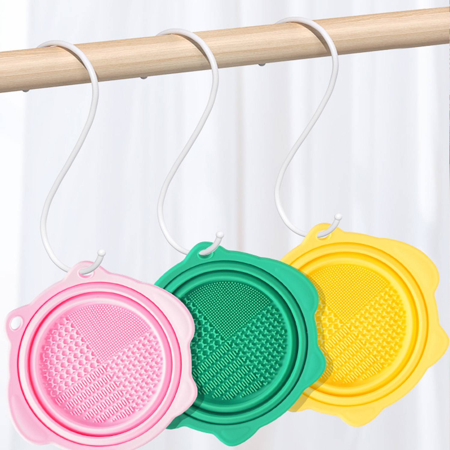 Silicone Makeup Brush Cleaner Bowl Portable Cleaning Tool 6