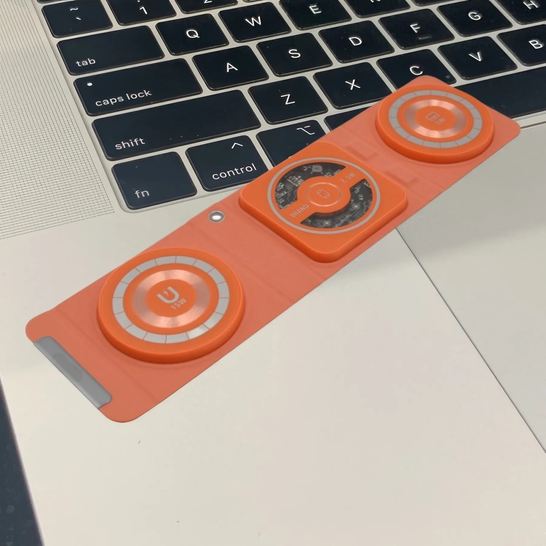 Leather Foldable Mag Lanyard Wireless Charger 1