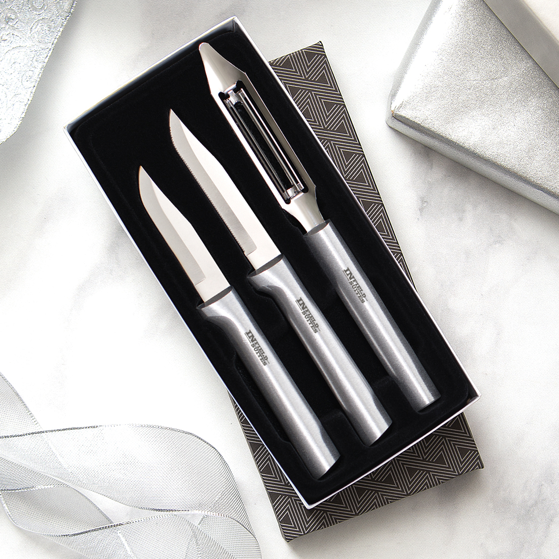 Kitchen Basics Gift Set w/ Silver Handle 3