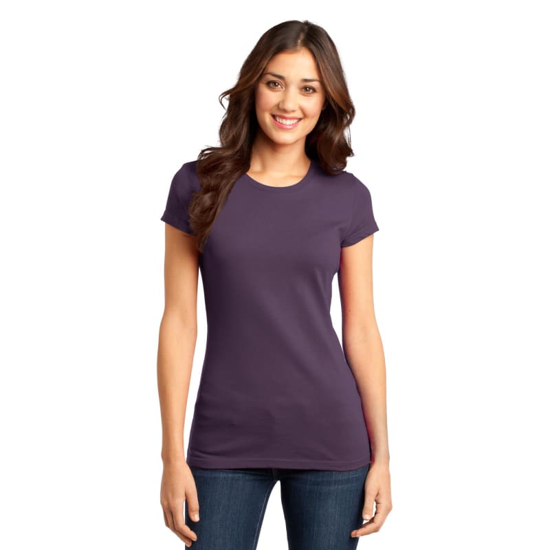 District Women's Fitted Very Important Tee . 110