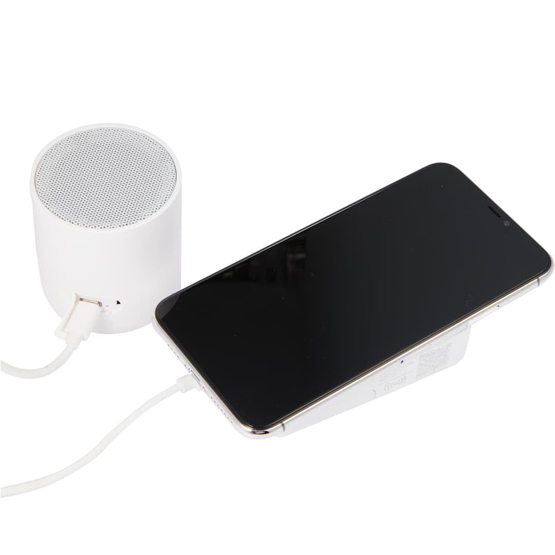 Quik Stand 10000 mAh MagClick™ Wireless Power Bank 22