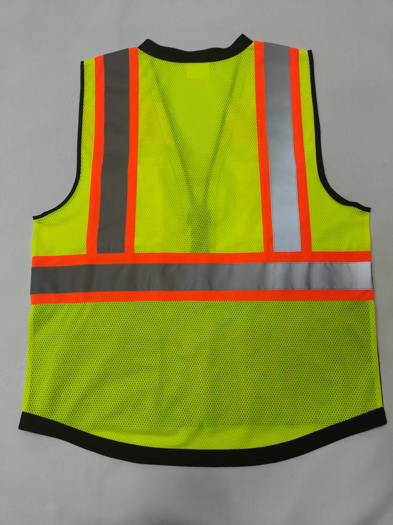 Safety jacket with multiple pockets 2