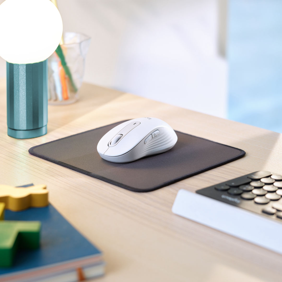 Logitech® Signature M650 L Mouse 2