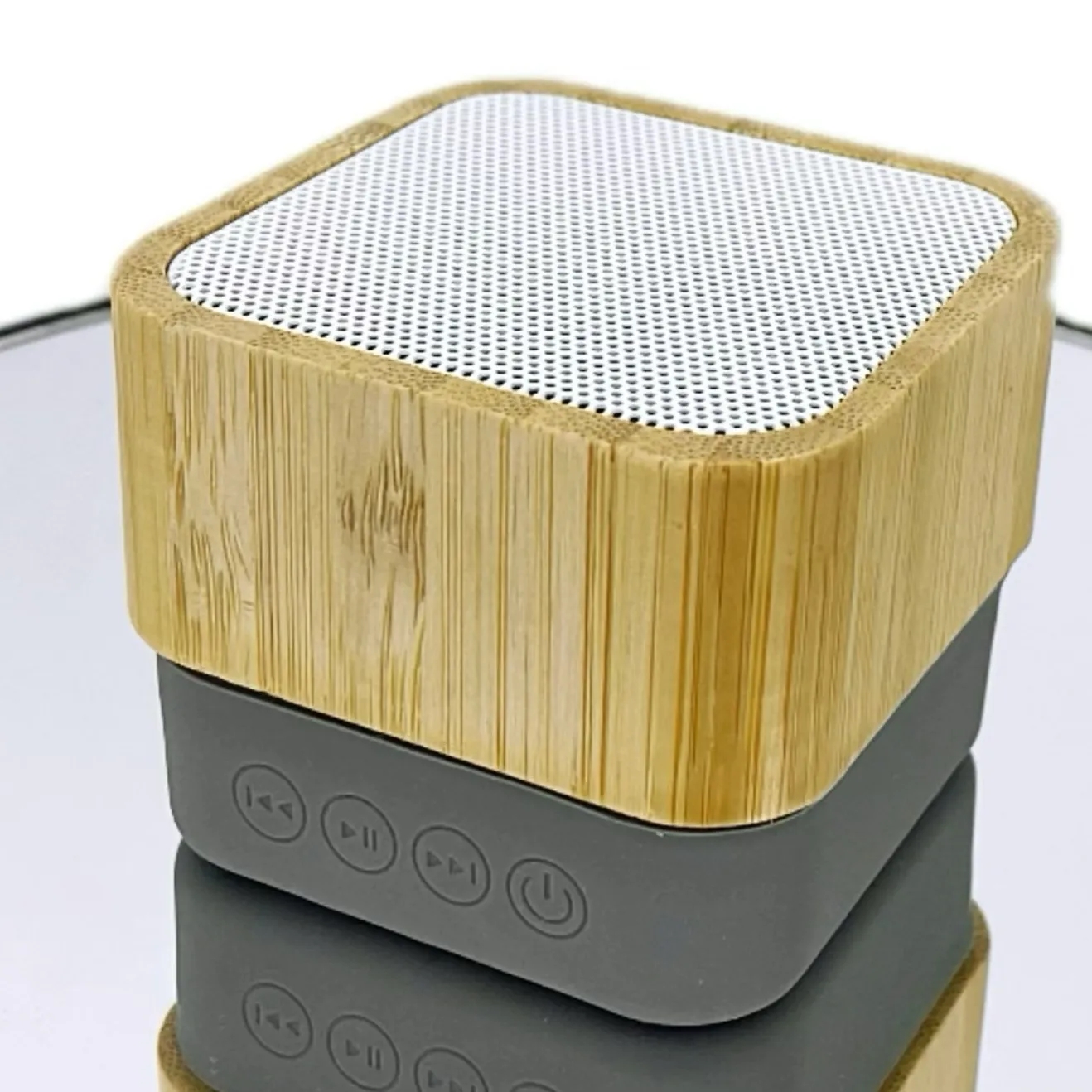 Bamboo Square Mini Portable Speaker 3