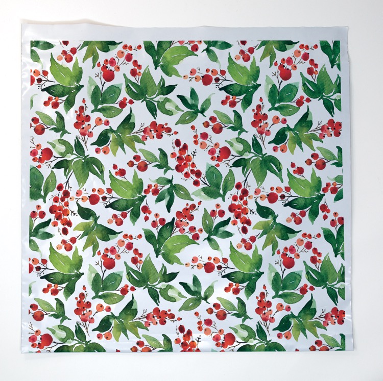 Holly Seasonal Predesigned Poly Mailer (14" x 12")