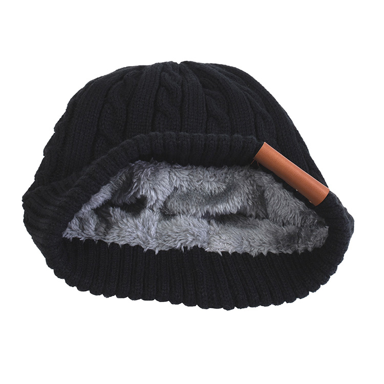 "THE COZY" Cable Knit Beanie With Fluffy Soft Lining 8