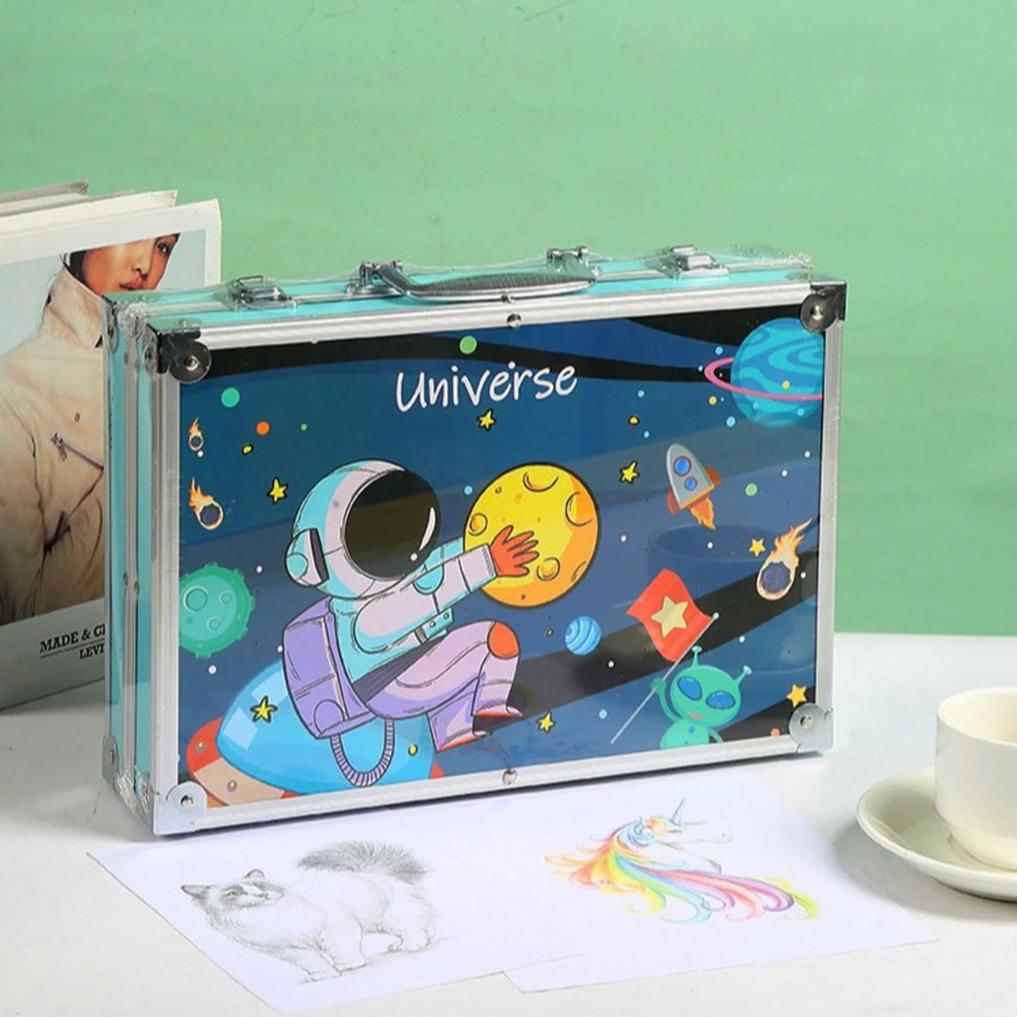 Vibrant Double Layer 145-Piece Aluminum Case Art Set 5