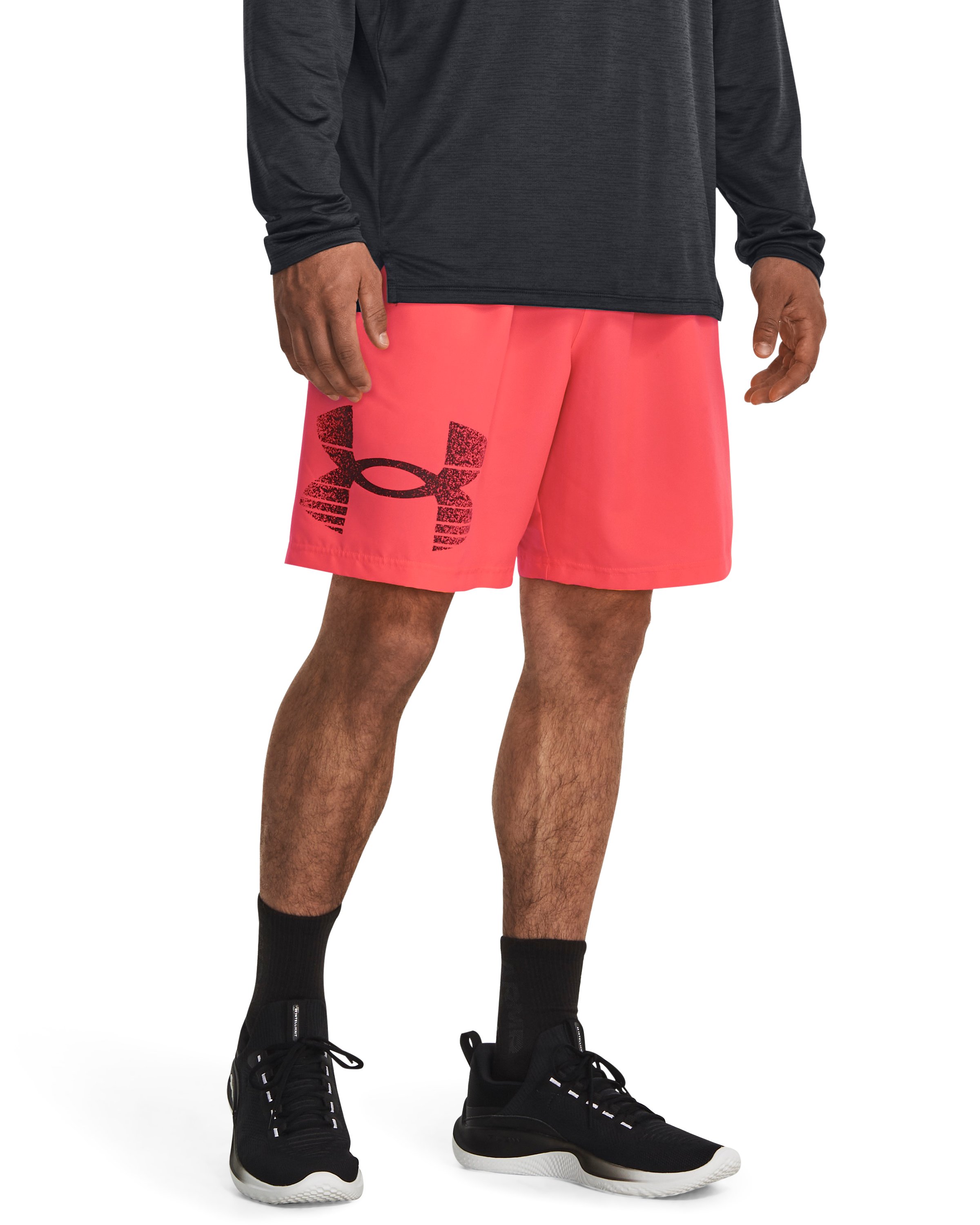 UA Tech Woven Graphic Men's 8.25 Shorts 3