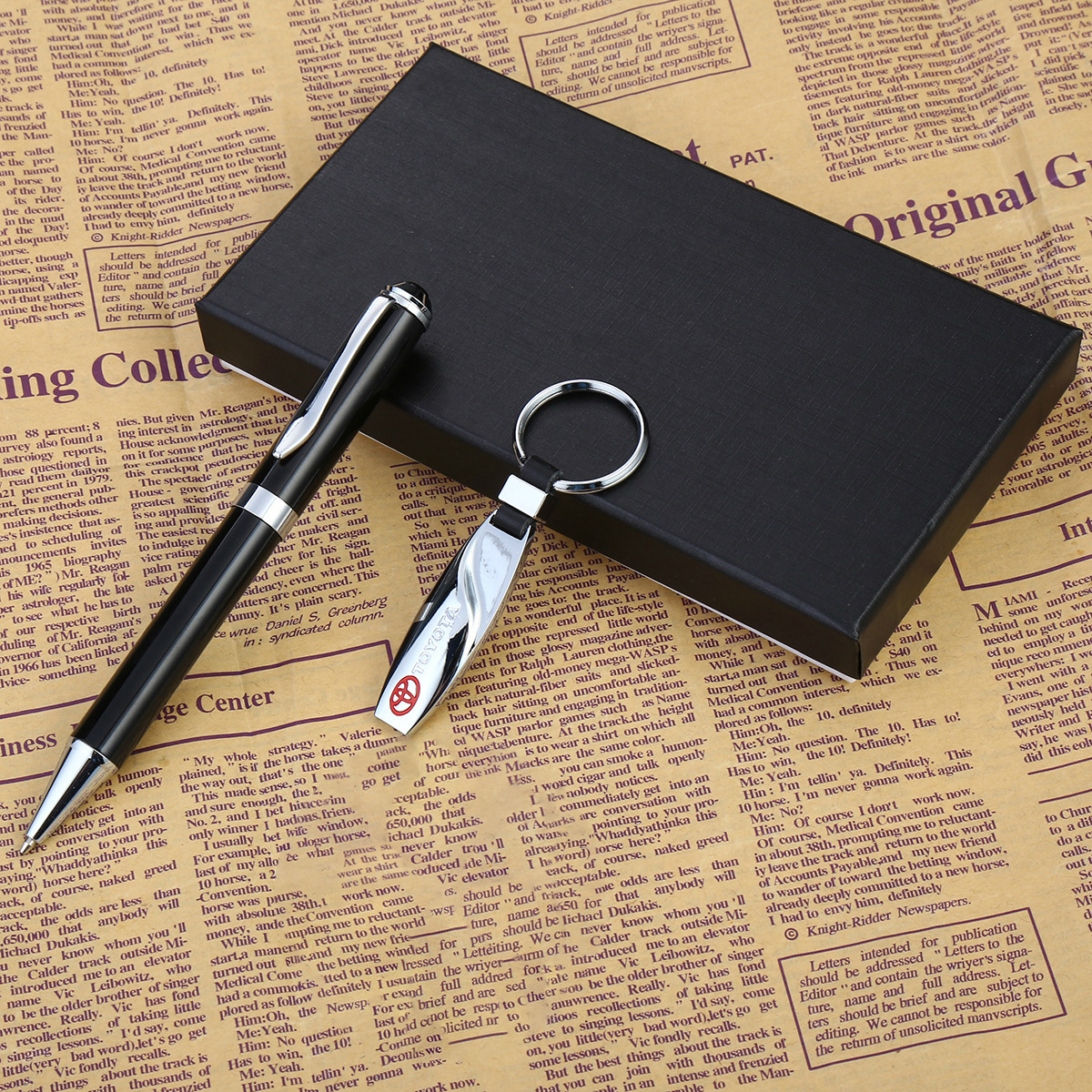 2-Piece Gift Set Metal Ball Pen and Key Chain 2