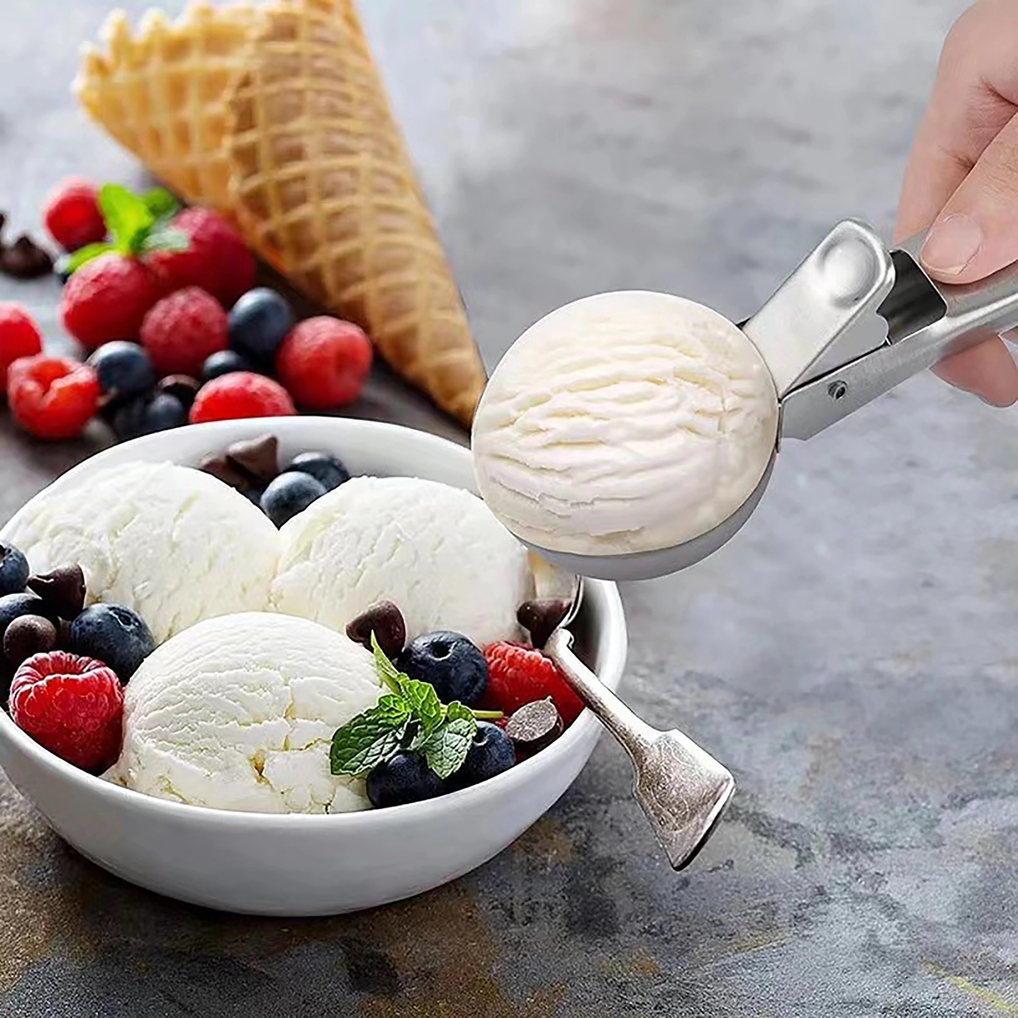 Stainless Steel Ice Cream Scoop 1