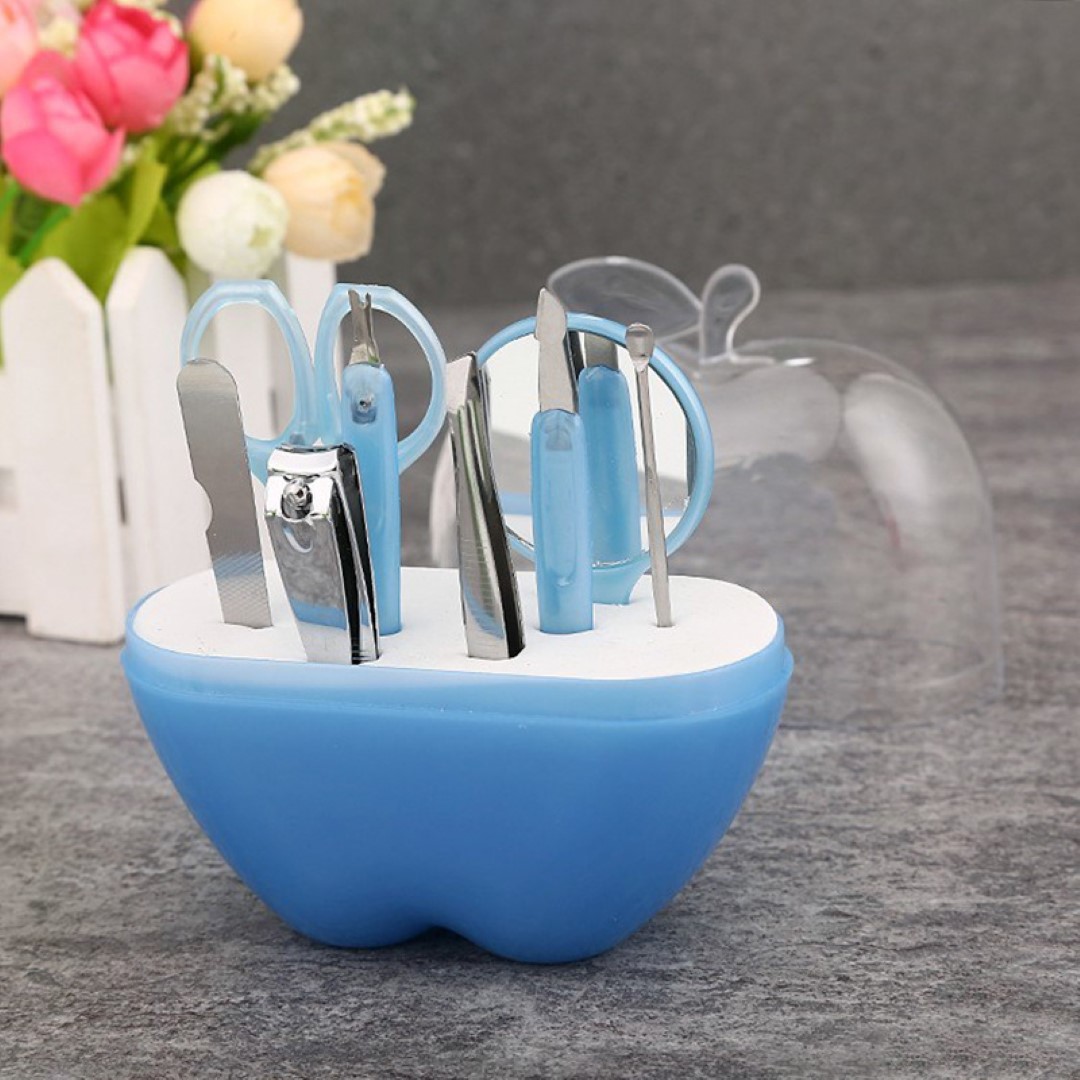 Apple Shape 9 Piece Manicure Set 2