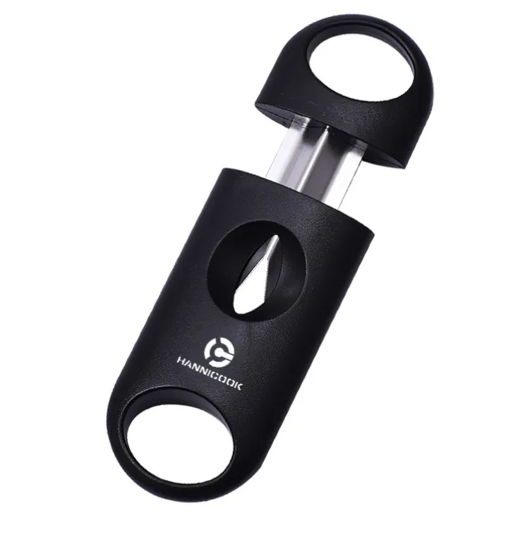 V-Cut Cigar Cutter 4