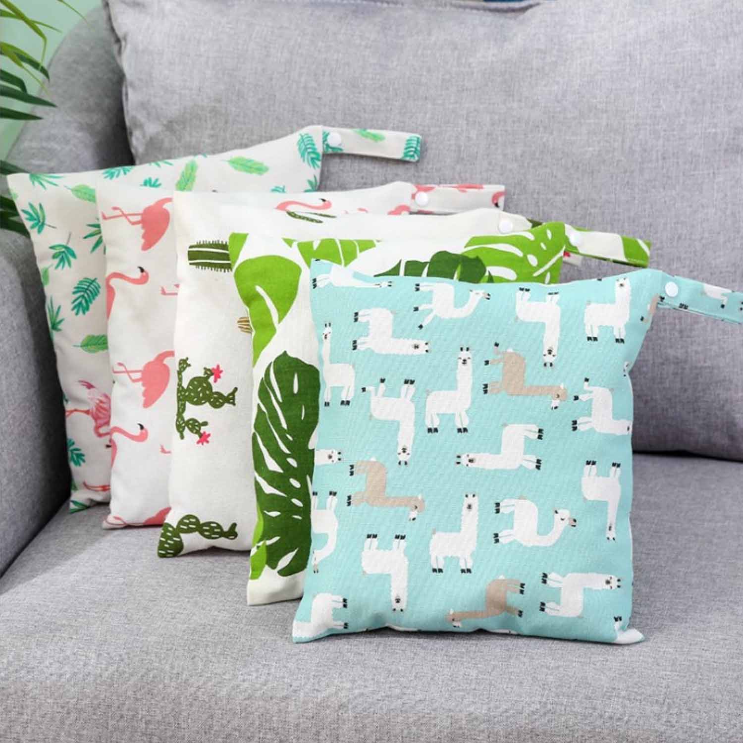 Baby diaper out storage bag 1
