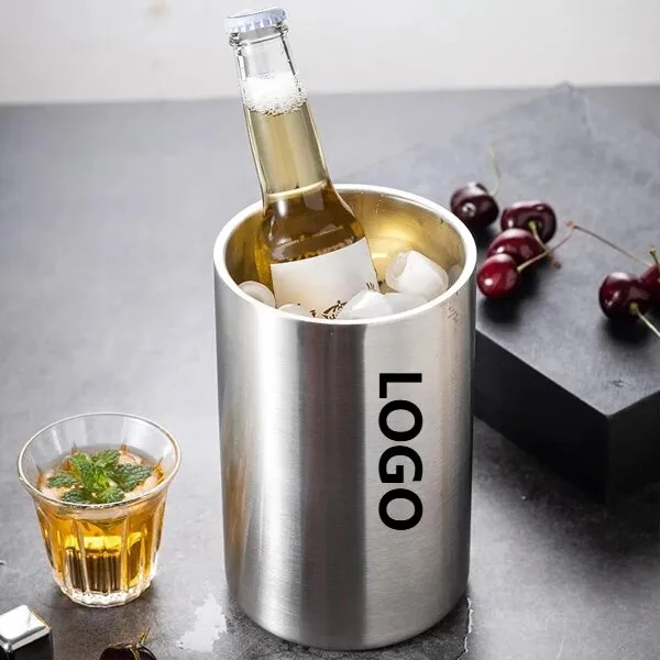 Large Capacity Ice Container 10