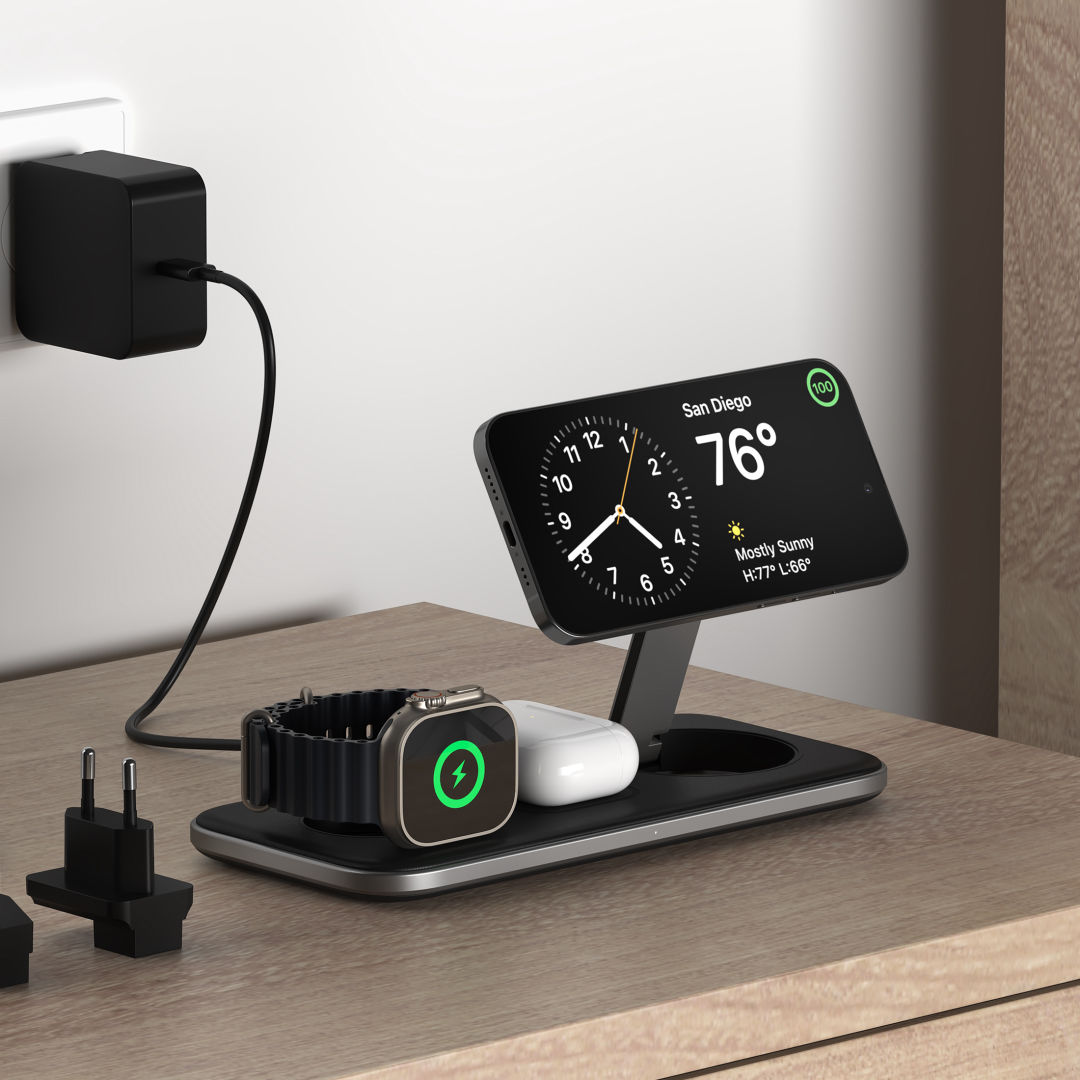 SATECHI® Qi2 Trio Wireless Charging Pad w/Type A,C,G Plugs 1