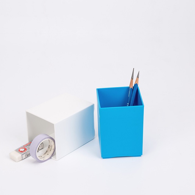 Square Plastic Pen Holder 5