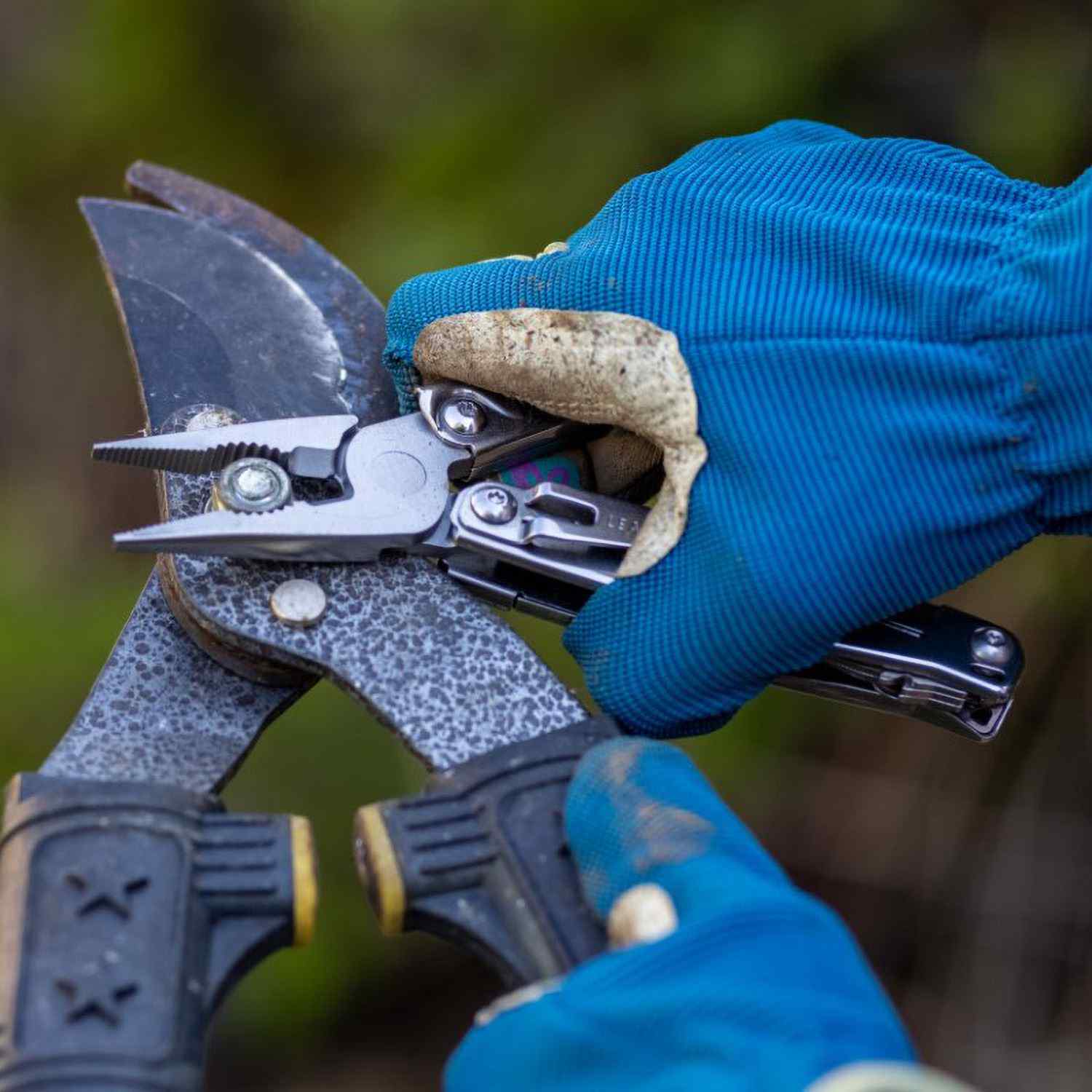 Leatherman® Bolster Multi-Tool 2