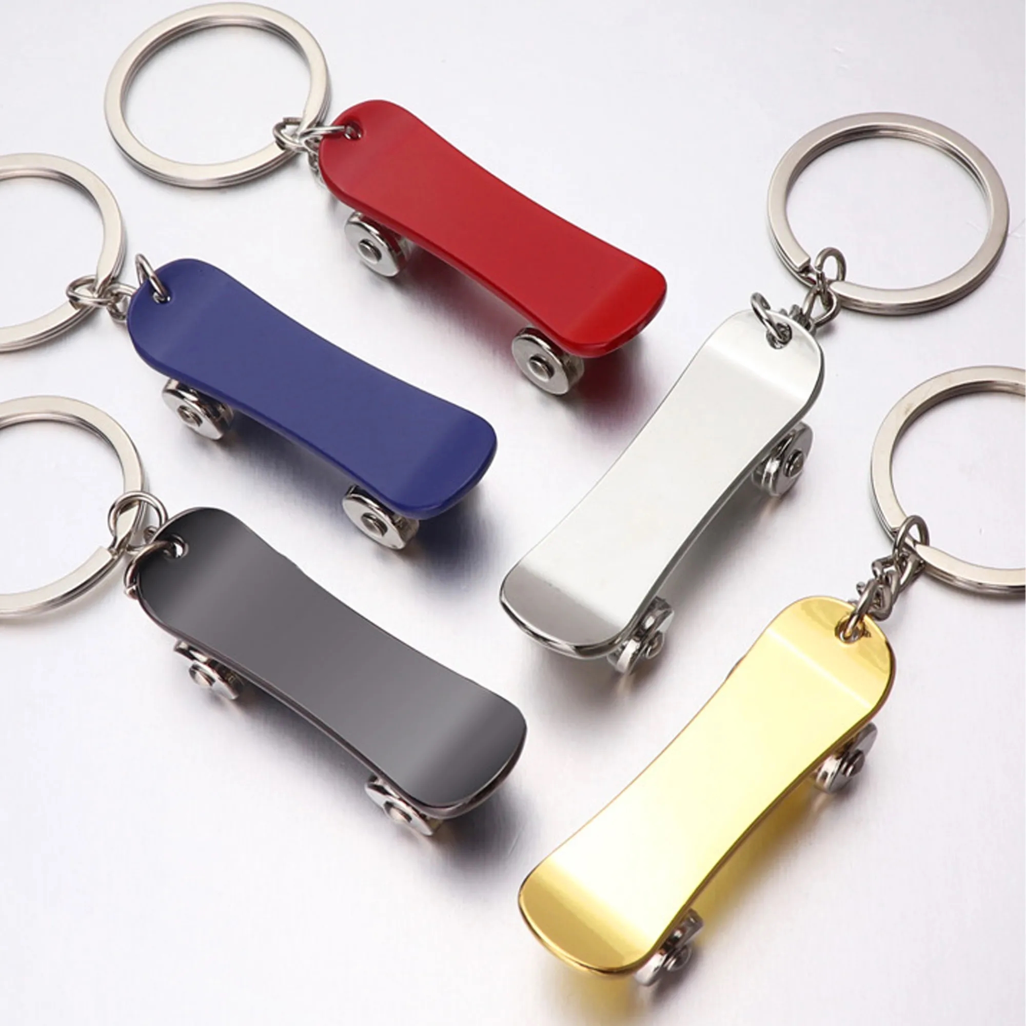 Metal skateboard keychain 2