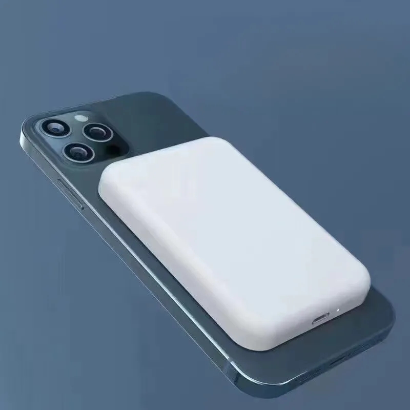 Magnetic Portable Battery Pack 5k 8