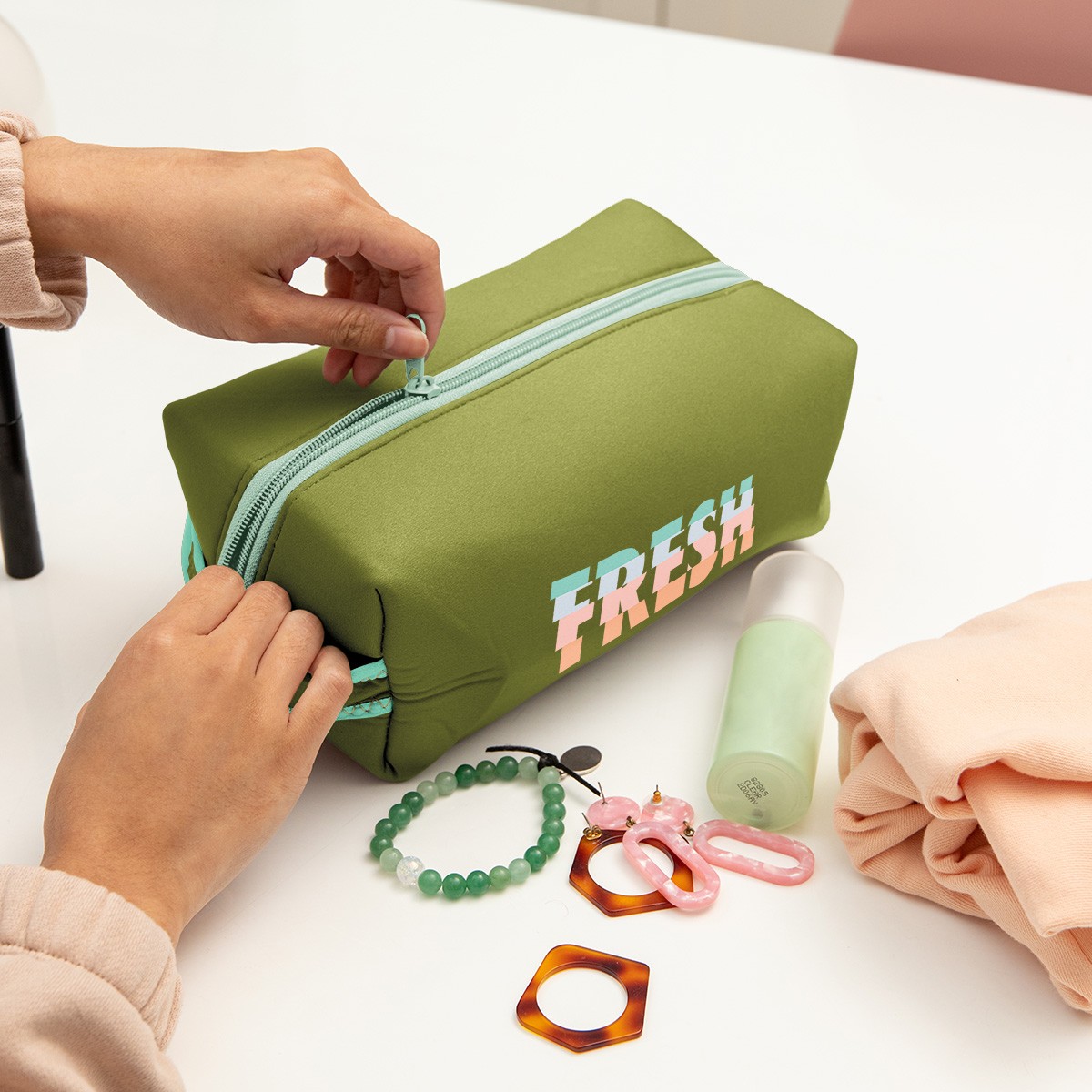 DOPPELGANGER NEOPRENE