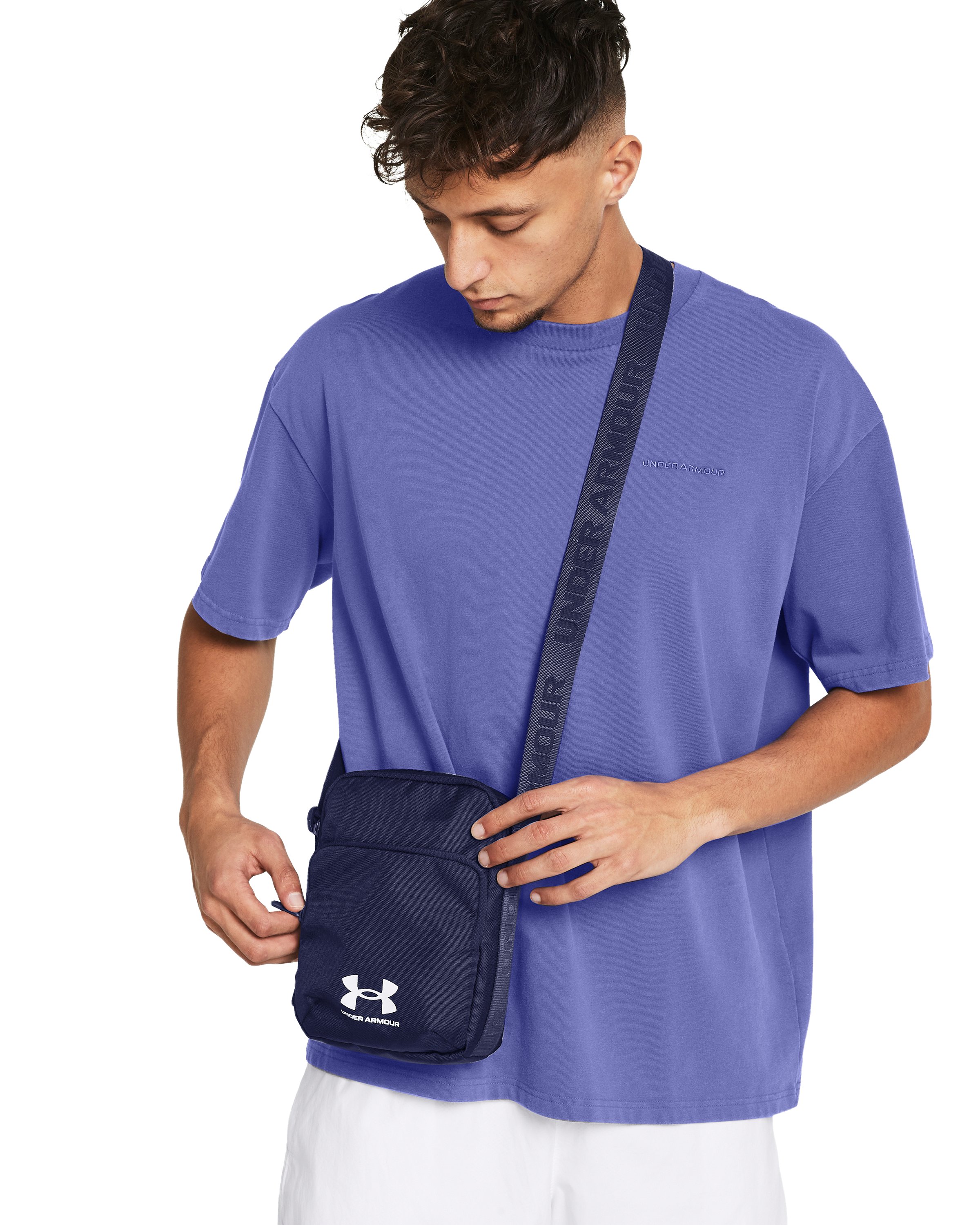 UA Essential Lite Crossbody 6