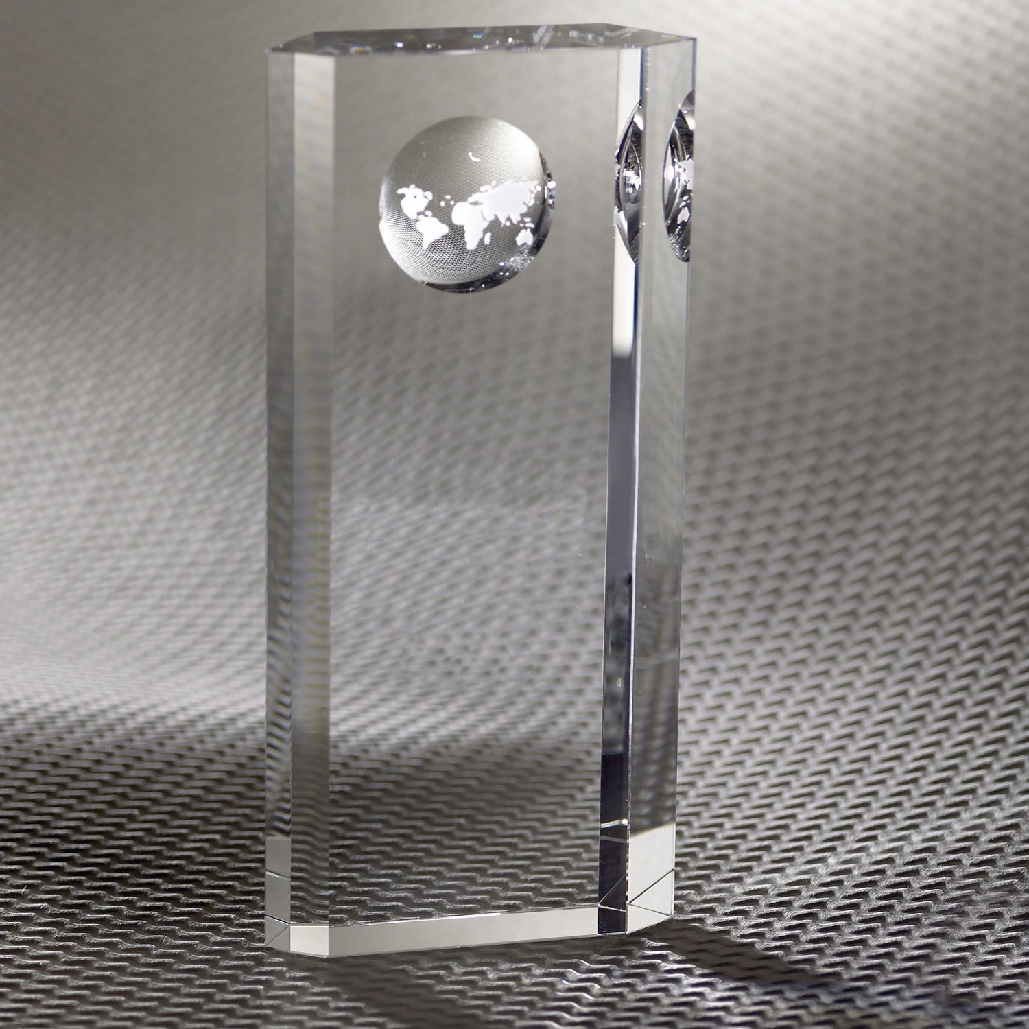 Nazione Pillar Globe Optically Perfect Award 2